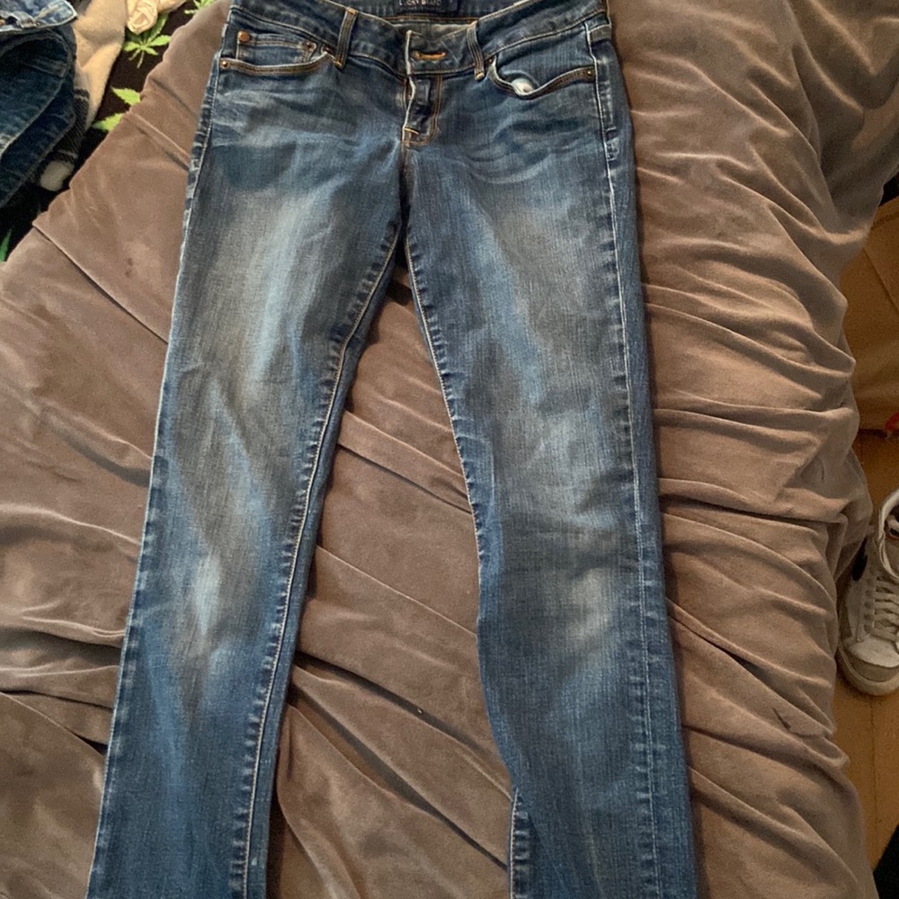 Woman’s lucky brand low waisted skinny jeans